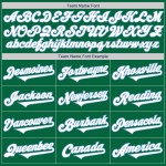 Wit-licht authentiek shirt met twee Kelly Green aangepaste honkbalblauwe tinten Wit-licht authentiek shirt met twee Kelly Green aangepaste honkbalblauwe tinten